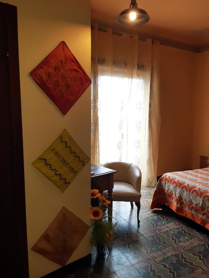 Antico Palazzo Affitti Brevi Bed and Breakfast Piazza Armerina Exterior foto